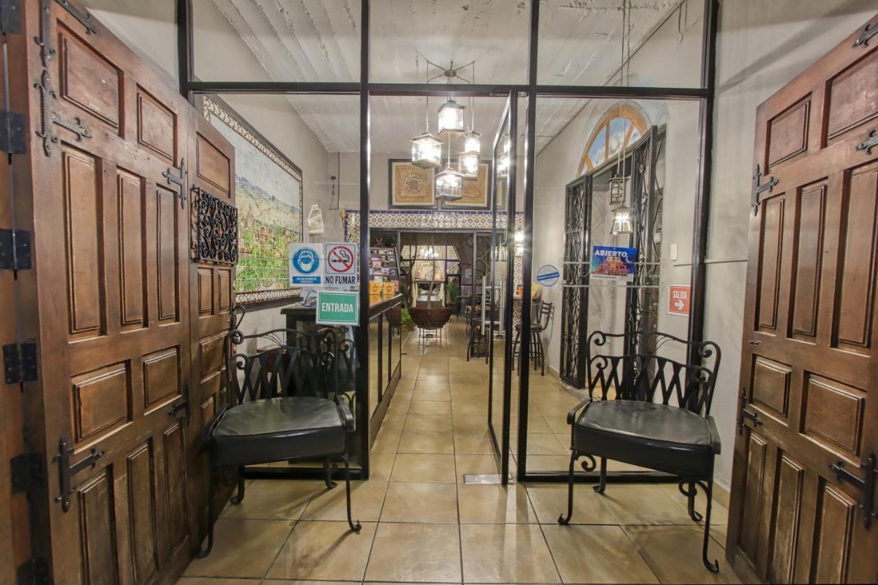 La Mexicana Hotel Boutique Альенде Экстерьер фото