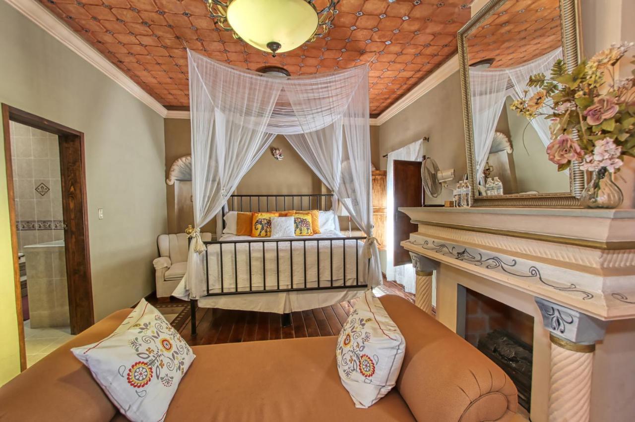 La Mexicana Hotel Boutique Альенде Экстерьер фото