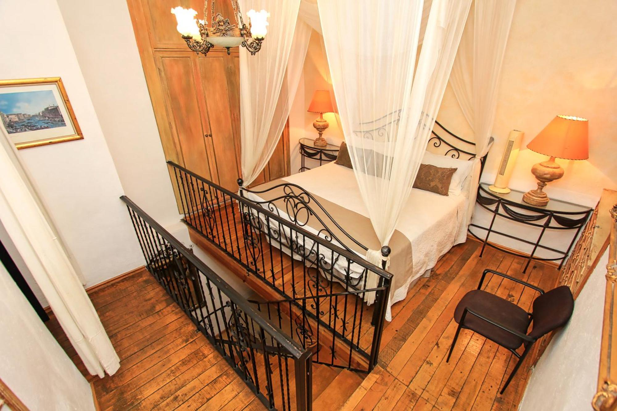 La Mexicana Hotel Boutique Альенде Номер фото